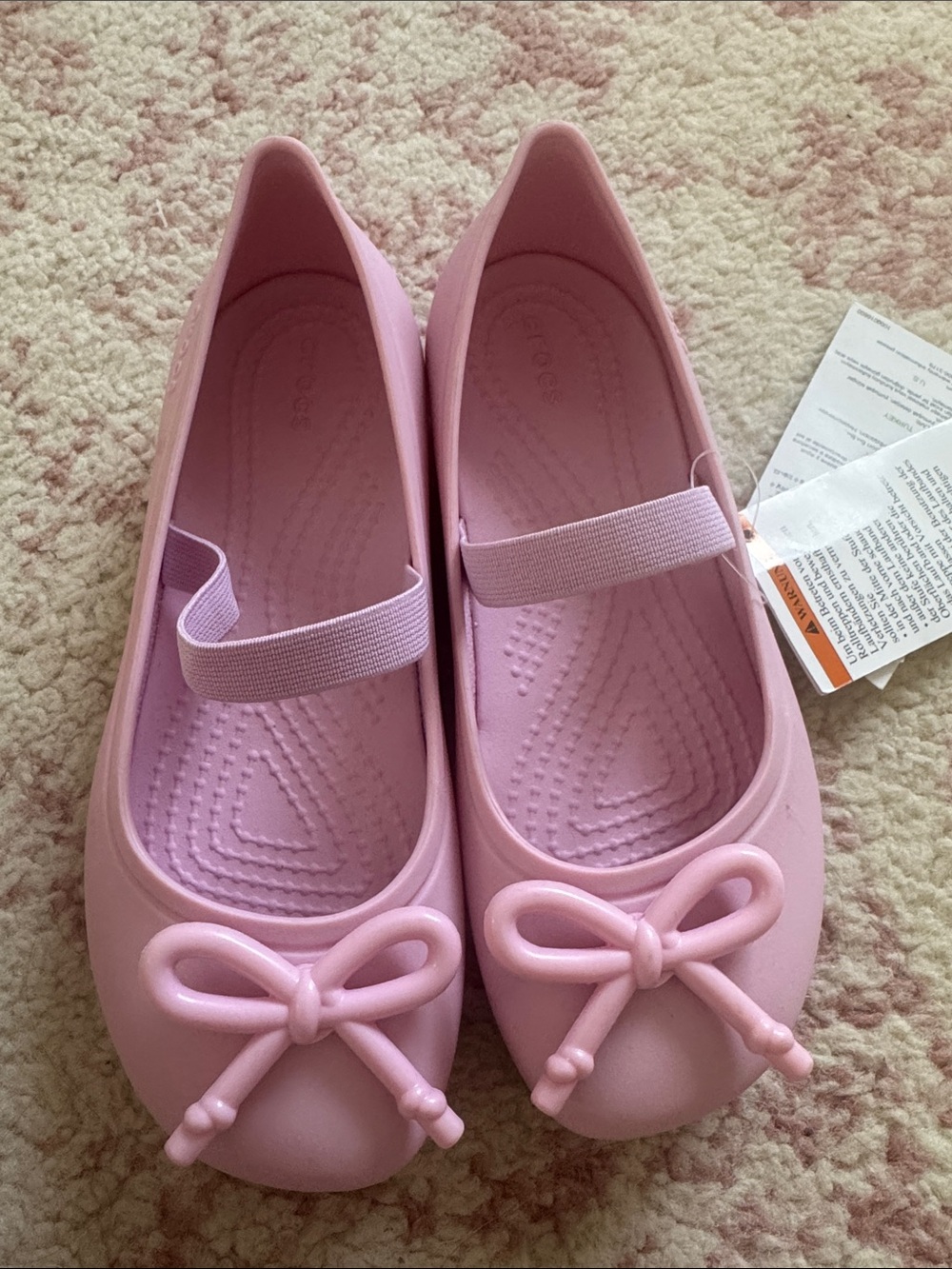 NWT CROCS Pink Brooklyn bow Flats